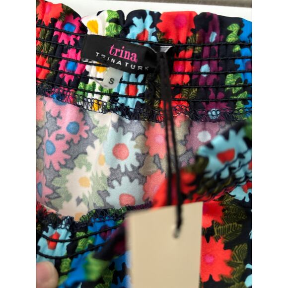 TRINA TURK Off Shoulder Flower Power Bell
Sleeve Mini Dress Size Small NWT - Picture 6 of 7